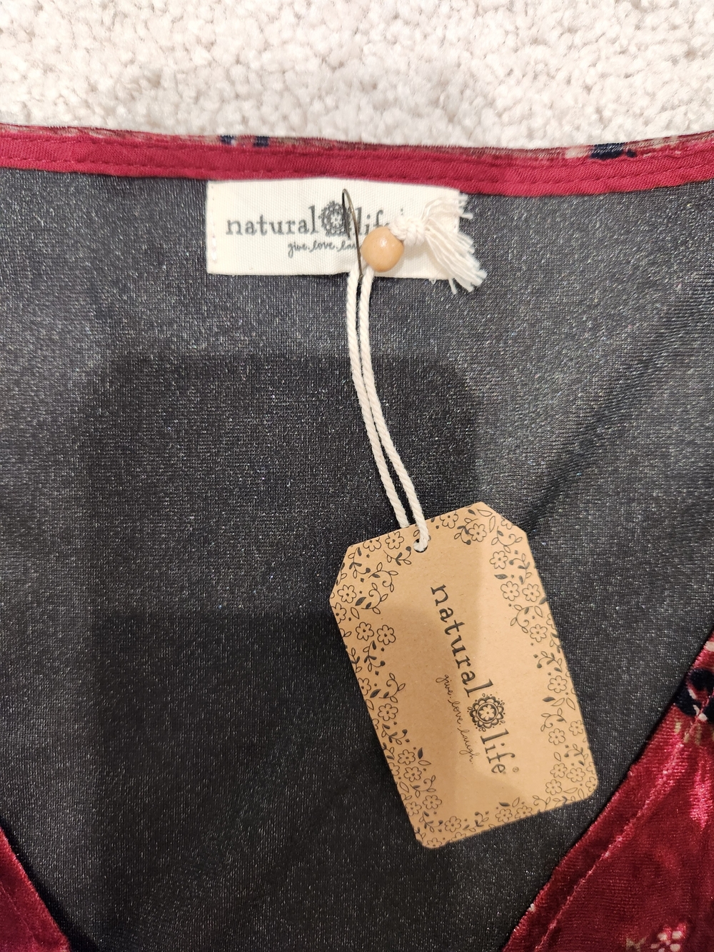 NATURAL LIFE Burgundy Velvet Short Sleeve V-Neck Top with Floral Print - Picture 2 of 2